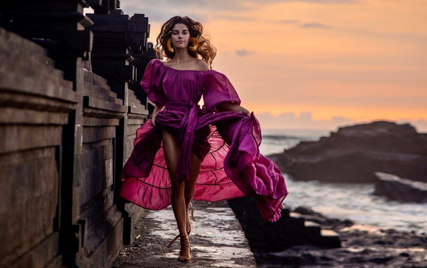 The Romantic Brielle Maxi in Orchid color - Erika Peña