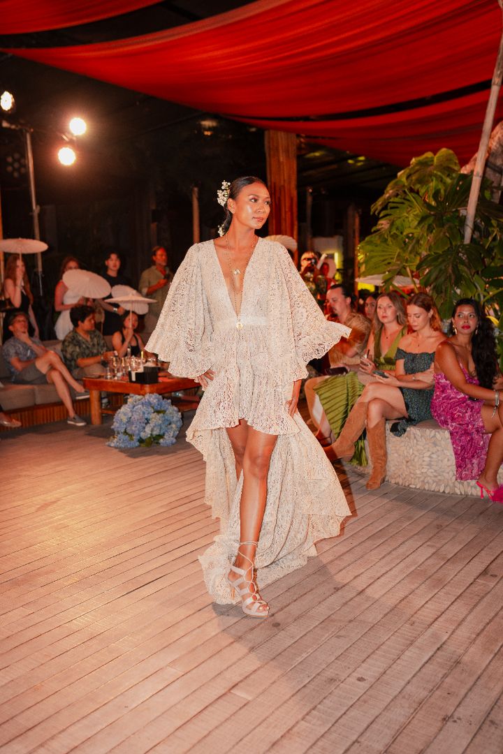 MAGGIE FLOWING DRESS