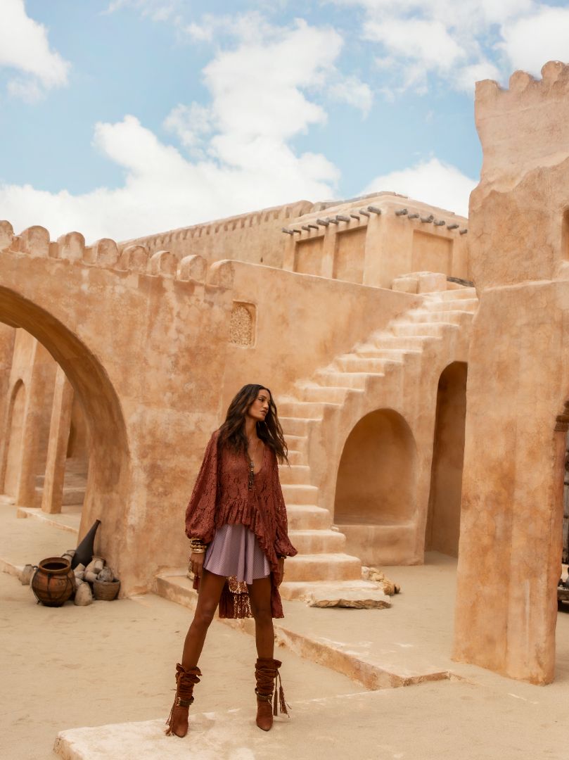 DAPHNE FLOWING BLOUSE