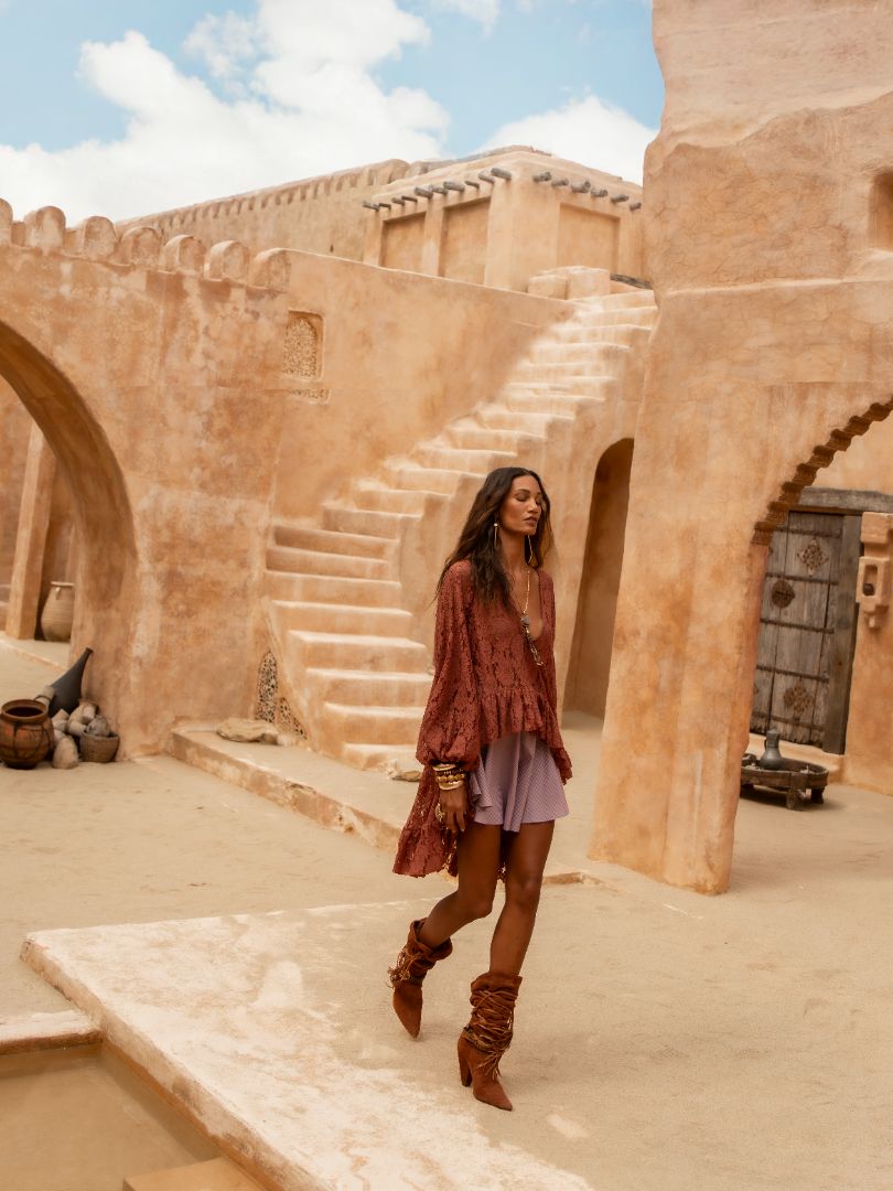 DAPHNE FLOWING BLOUSE