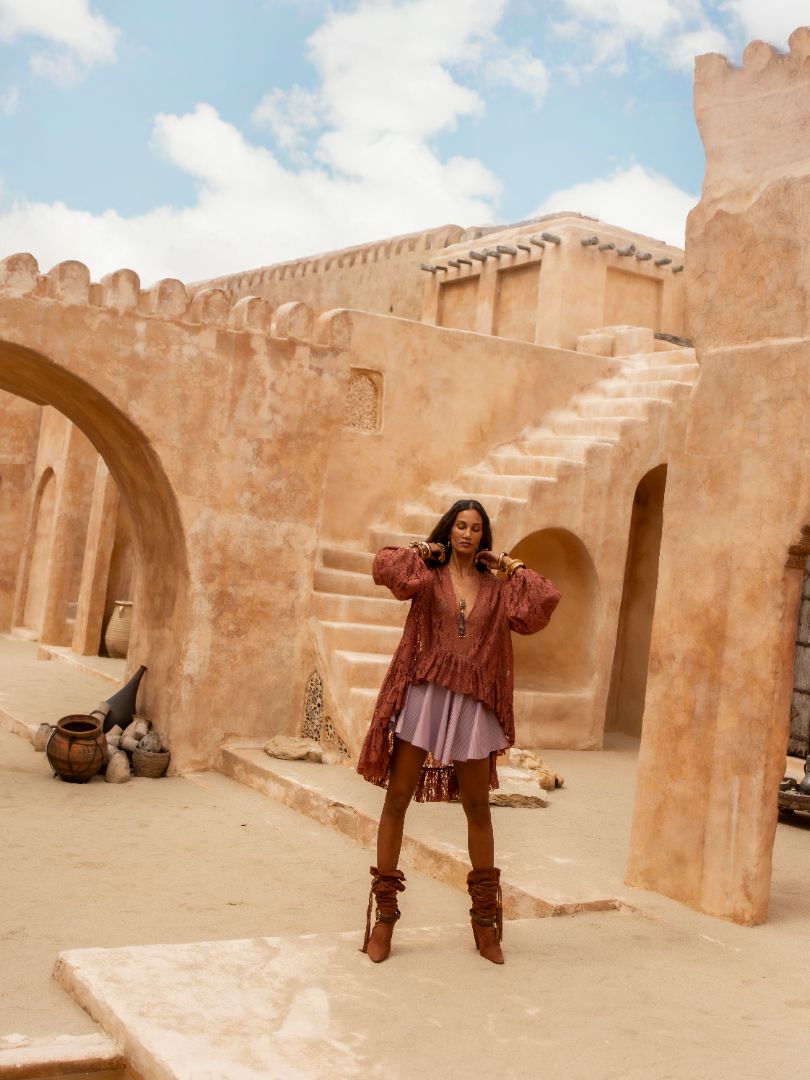 DAPHNE FLOWING BLOUSE