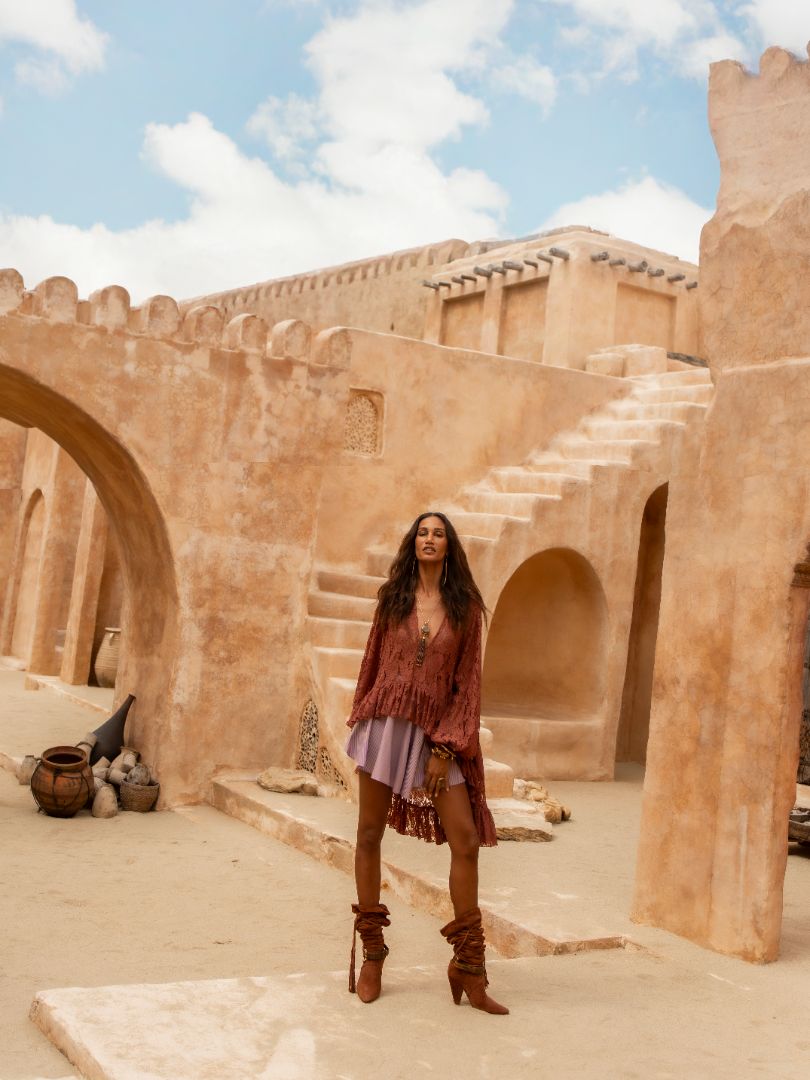 DAPHNE FLOWING BLOUSE