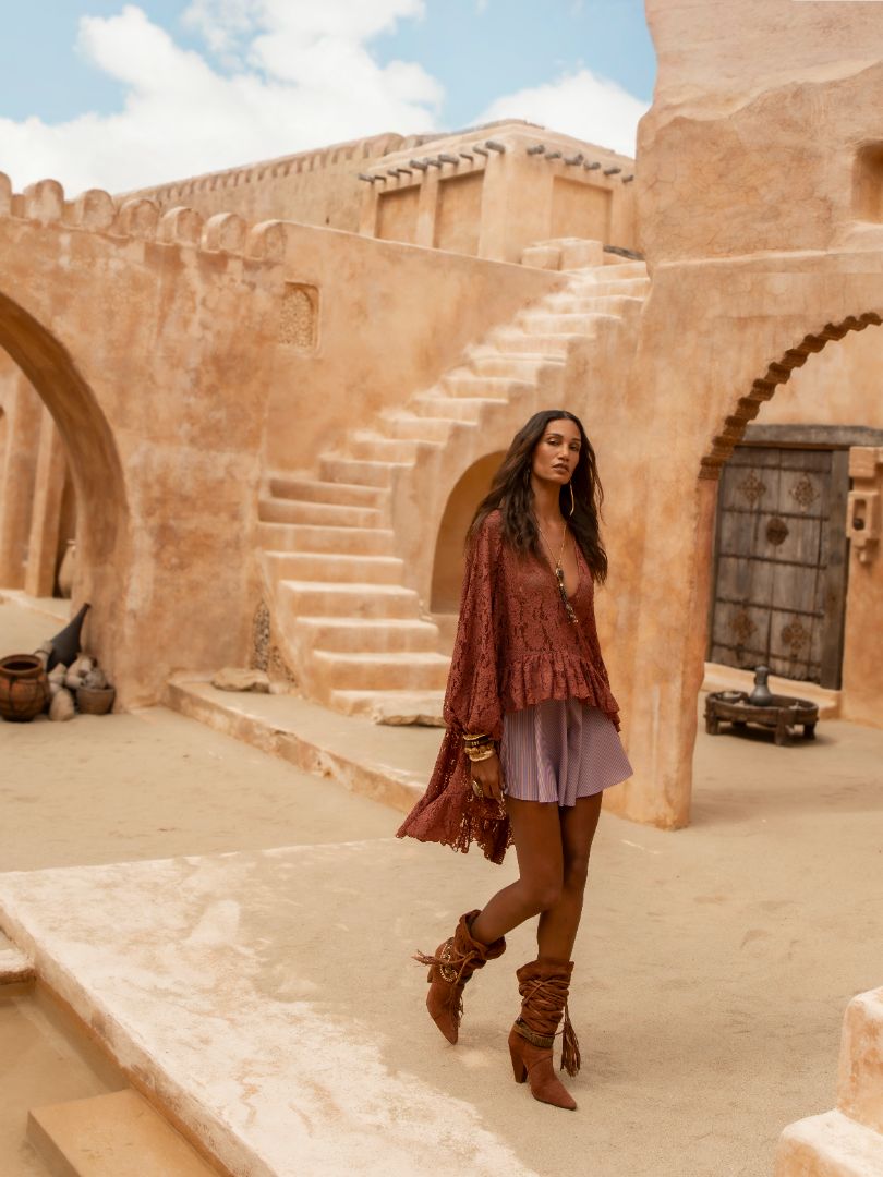 DAPHNE FLOWING BLOUSE