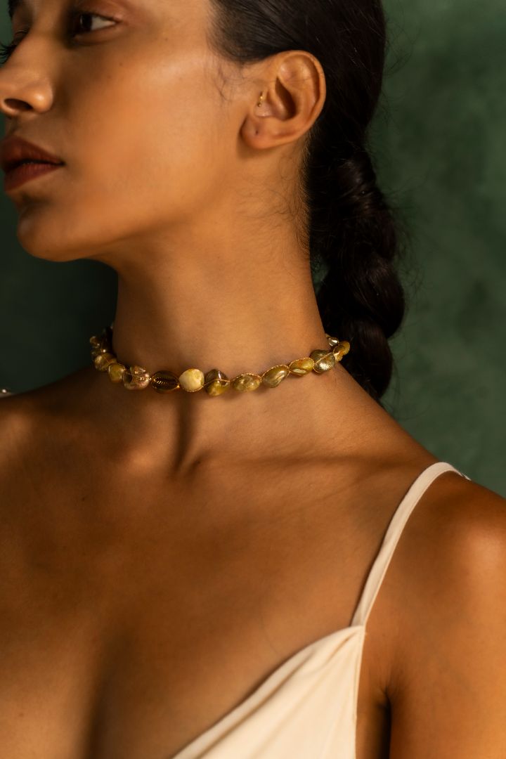 Marjan Pearl Necklace