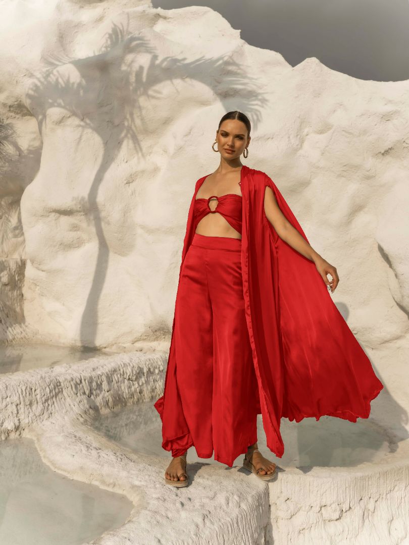 OLIVIA CAPE