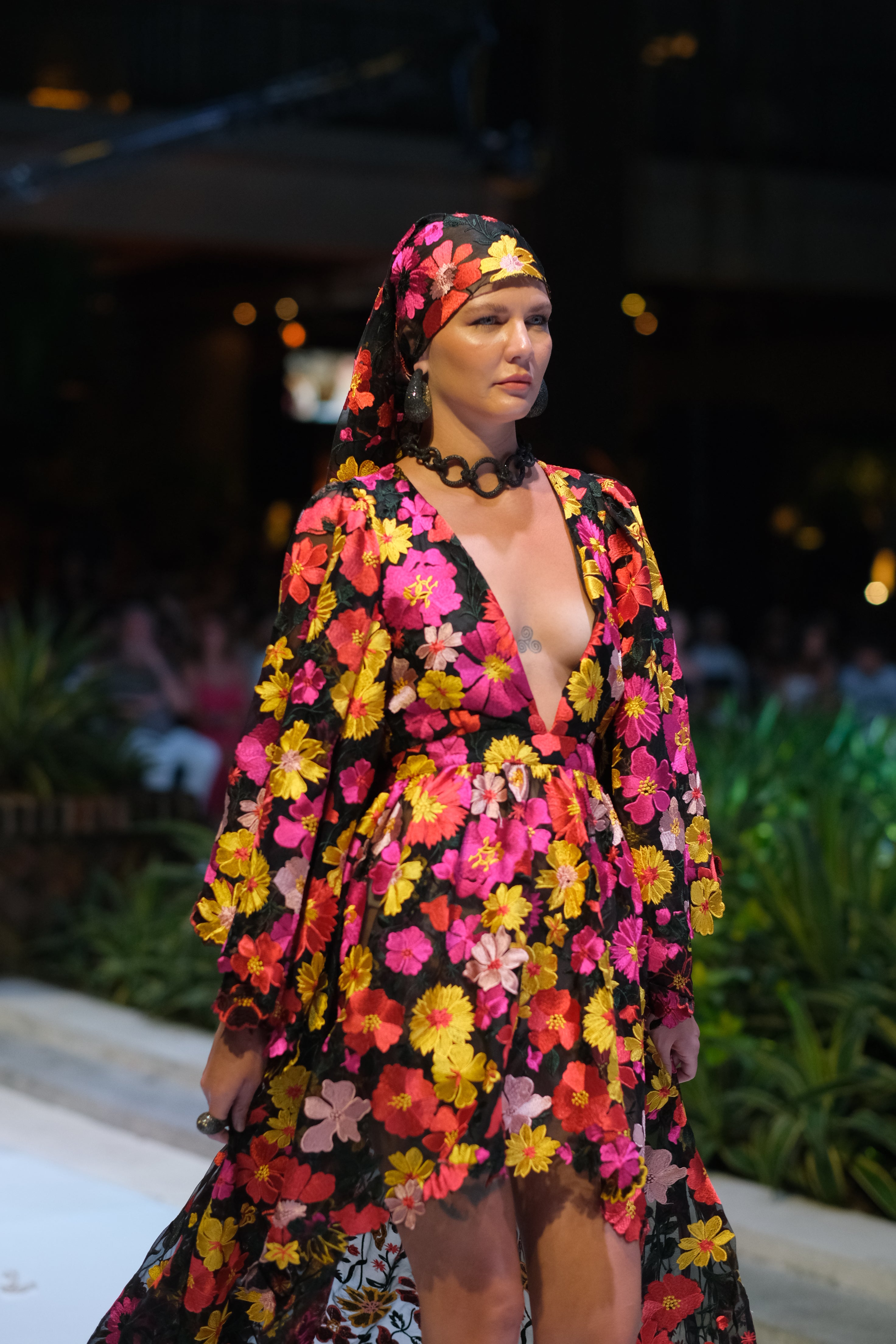 MAGGIE FLOWING DRESS