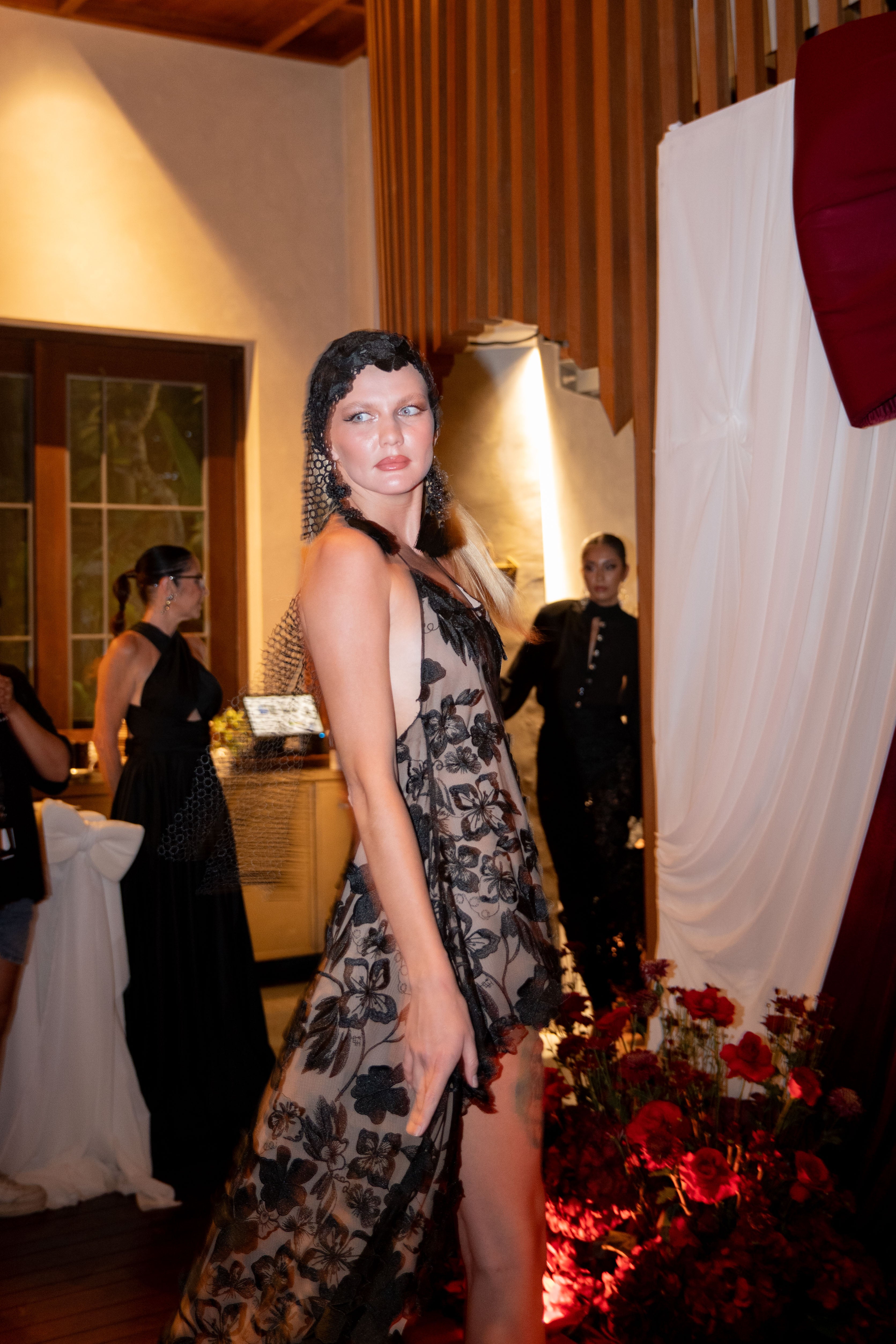 LAURIE FLOWING DRESS