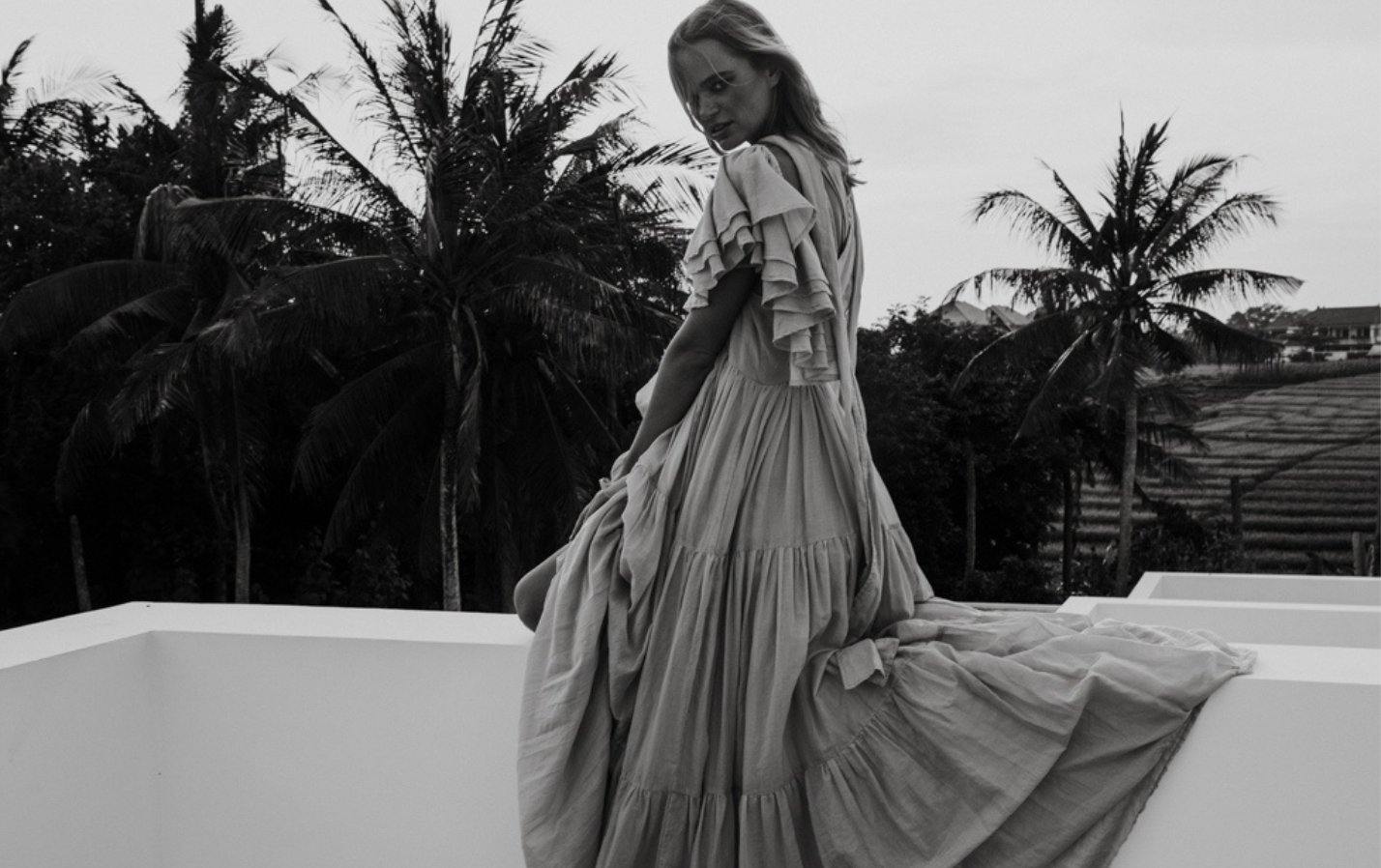 VALE DRESS: A dress created for Dreaming - Erika Peña