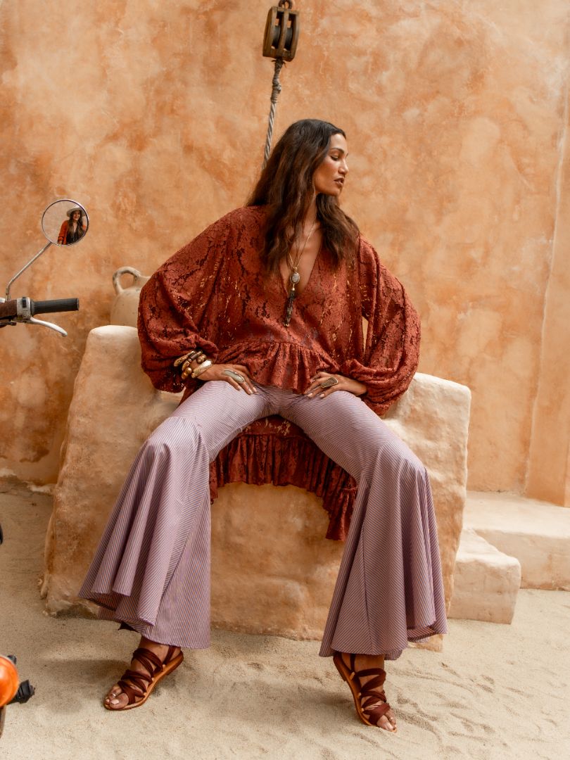 DAPHNE FLOWING BLOUSE