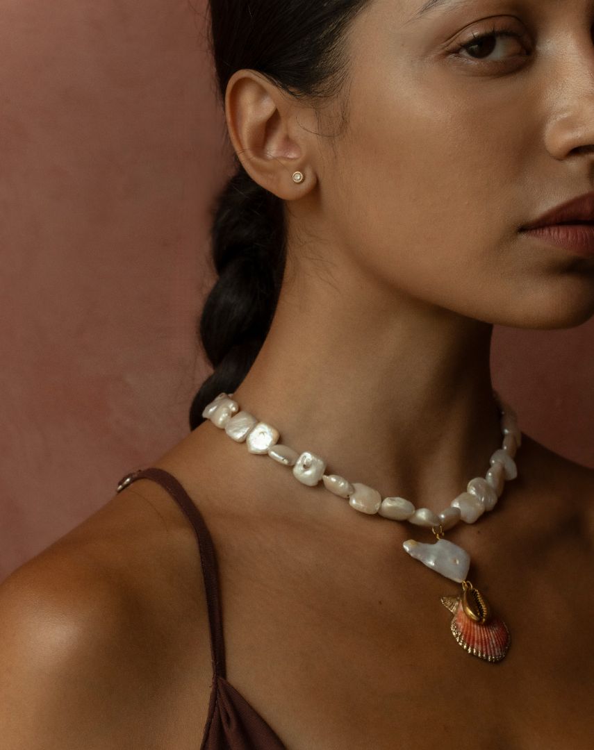 La Pearla Choker Necklace