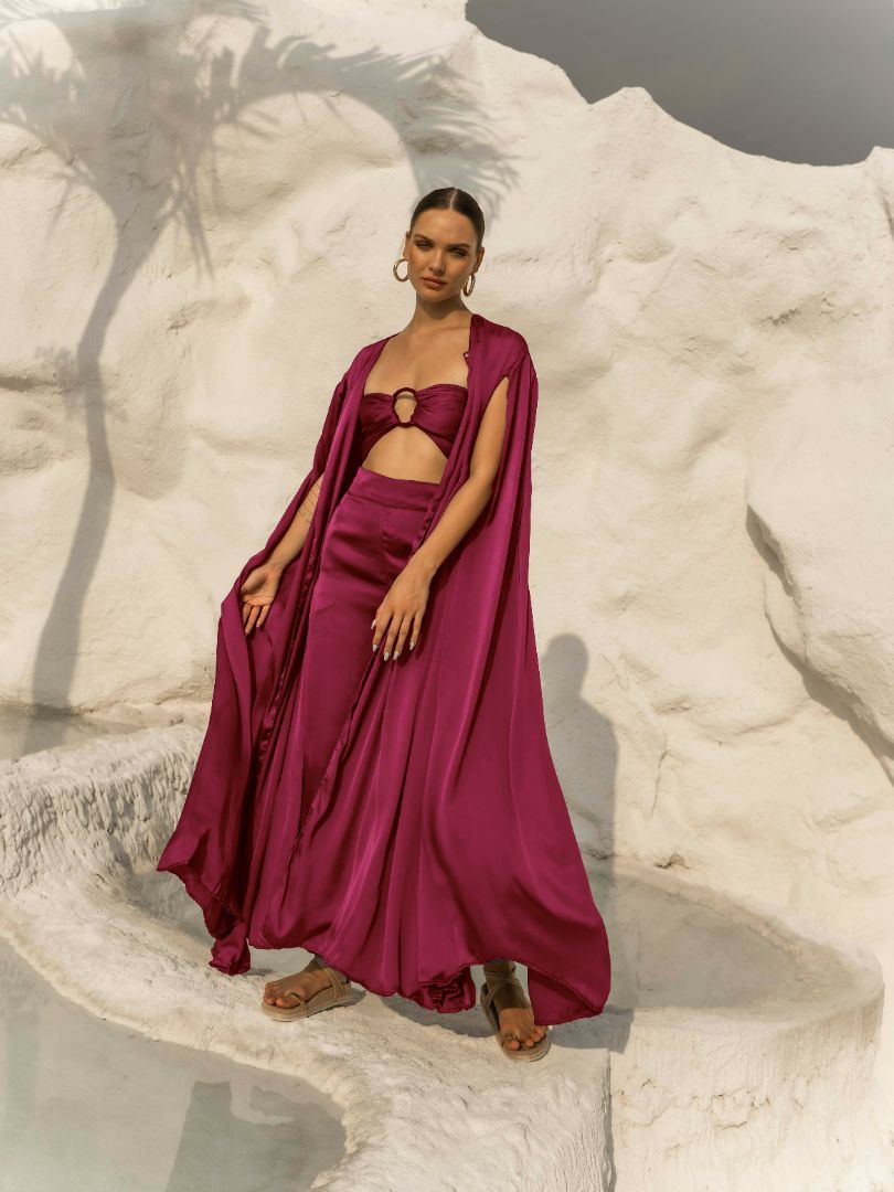 OLIVIA CAPE