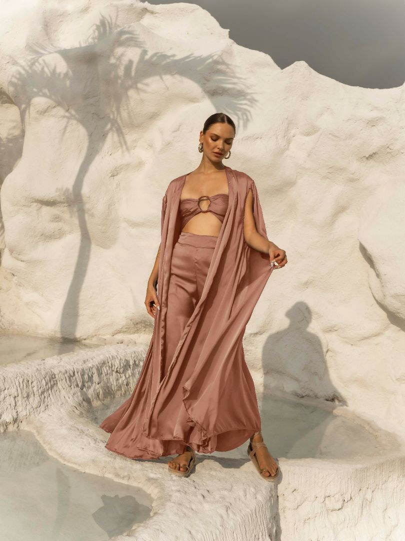 OLIVIA CAPE