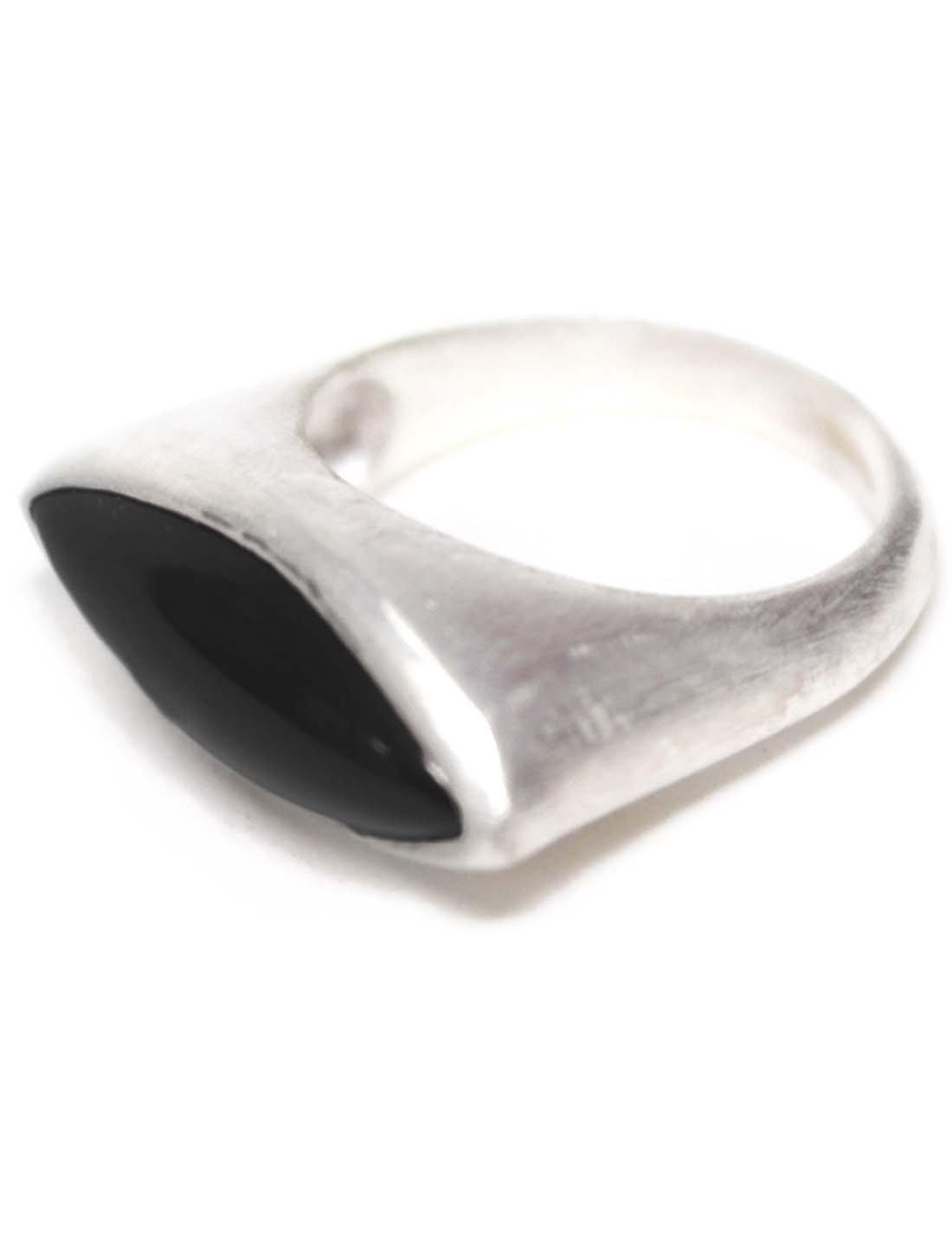Osiris Ring - Erika Peña
